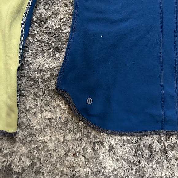 Lululemon Runder Under Long Sleeve / reversible - Picture 3 of 4